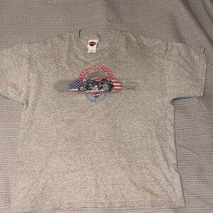 Harley-Davidson Gray Tee with Motorcycle and Flag Design SZ XL